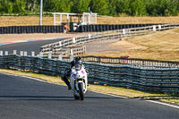 enduro-digital-images;event-digital-images;eventdigitalimages;mallory-park;mallory-park-photographs;mallory-park-trackday;mallory-park-trackday-photographs;no-limits-trackdays;peter-wileman-photography;racing-digital-images;trackday-digital-images;trackday-photos